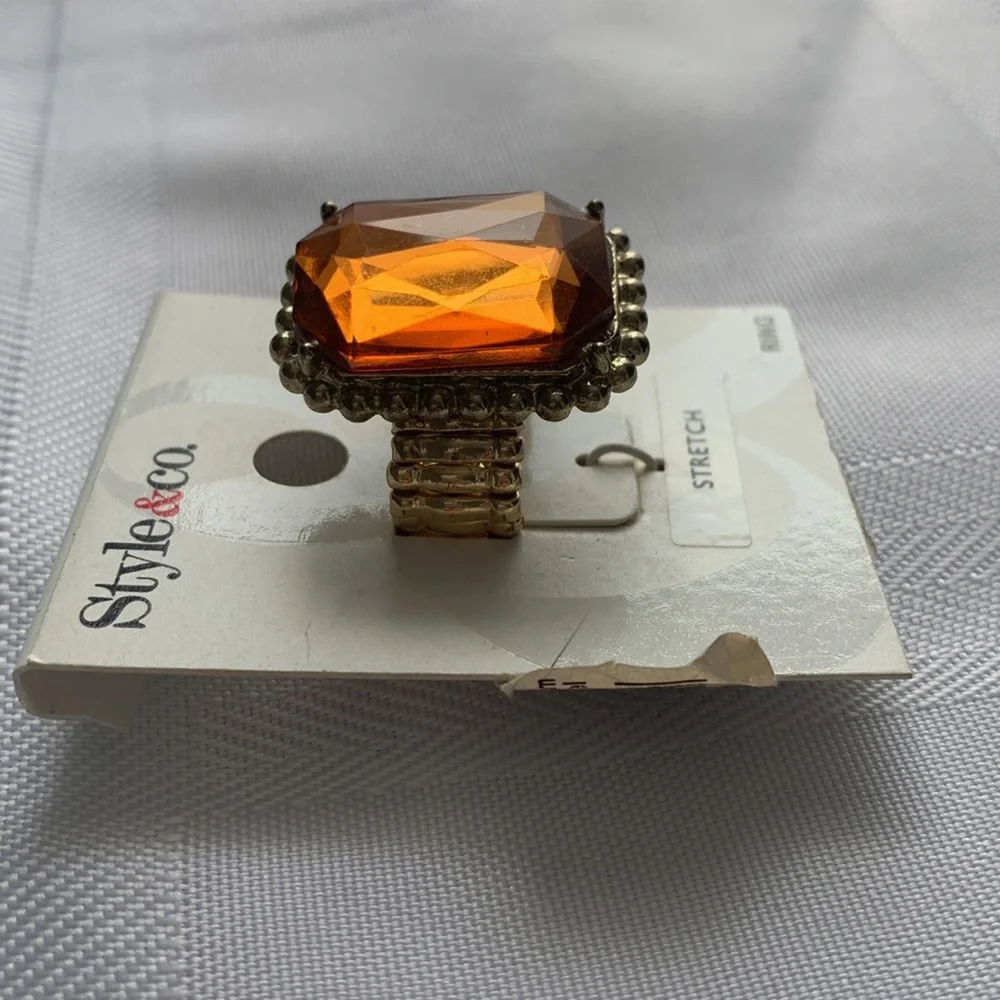 Ring - Picture 2 of 3